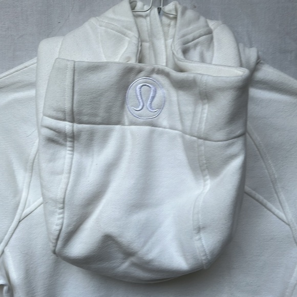 NWT White Lululemon Scuba Hoodie IV
Sz6 - Picture 7 of 11